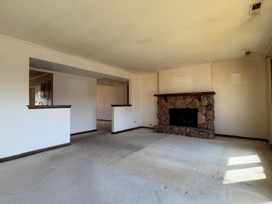 Fantastic opportunity in this huge condo located on the top - photo 5