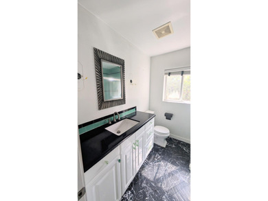 Great opportunity to own a 2-bedroom, 2-bath home in a highly - photo 13