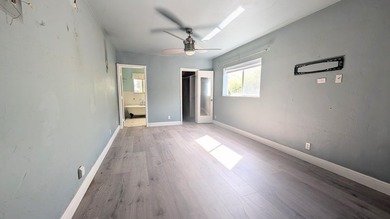 Great opportunity to own a 2-bedroom, 2-bath home in a highly - photo 15