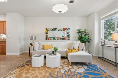 Modern Living in Marina Bay in this stylish and spacious - photo 19