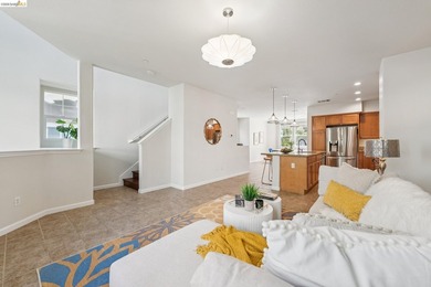 Modern Living in Marina Bay in this stylish and spacious - photo 20