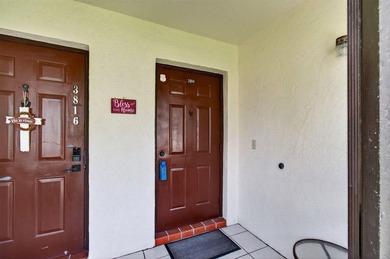Welcome to this 2 bed 2 bath 55+ community. New roof. This villa - photo 49