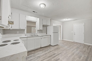 hree-bedroom, one-bath traditional-style home in Vista Park - photo 7
