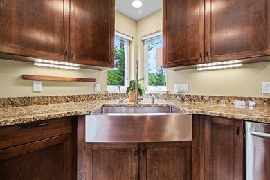 Move into this immaculate custom-built 3-bedroom, 2.5-bath, open - photo 6