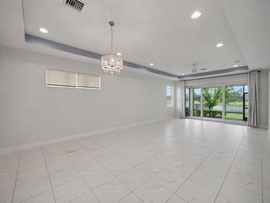 Welcome to this beautifully maintained 2-bedroom + den, 2-bath - photo 6