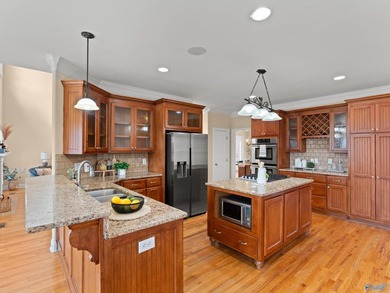 NEW PRICE! OPEN HOUSE 7/12 2-4 PM! Beautiful 5 bedroom/5 bath - photo 16