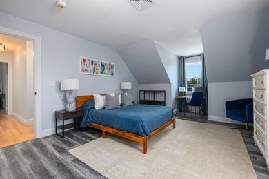 Located in a friendly, peaceful, well-established neighborhood - photo 31