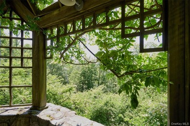 7/1 OFFER ACCEPTED, Inspections complete. Behind the gates of - photo 32