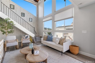 Located on the prestigious bayfront of Balboa Island, 1011 N - photo 33