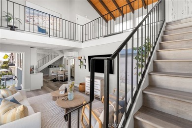Located on the prestigious bayfront of Balboa Island, 1011 N - photo 37