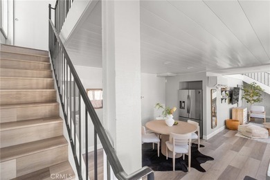 Located on the prestigious bayfront of Balboa Island, 1011 N - photo 41