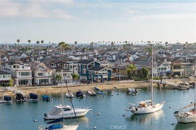 Located on the prestigious bayfront of Balboa Island, 1011 N - photo 47