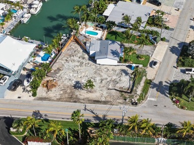 Experience the rare opportunity to own a brand-new waterfront - photo 2