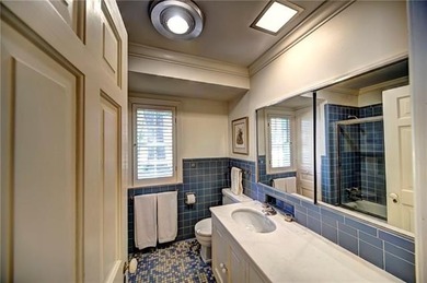 This rare offering showcases a stunning, high-end lakefront - photo 15