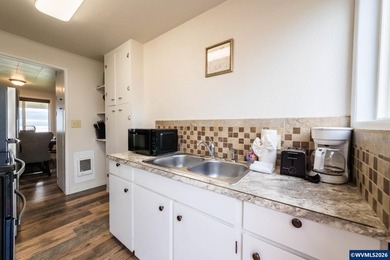 Oceanfront with outstanding views of the surf and sunsets zoned - photo 16