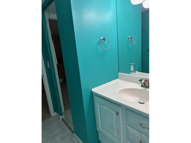 This a fantastic updated unit with 1 full bathroom and 1/2 bath - photo 18