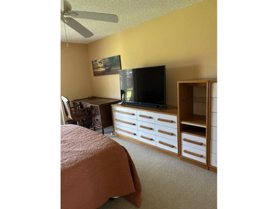This a fantastic updated unit with 1 full bathroom and 1/2 bath - photo 21