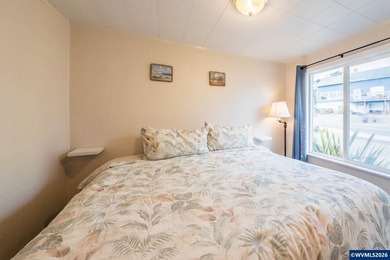 Oceanfront with outstanding views of the surf and sunsets zoned - photo 22