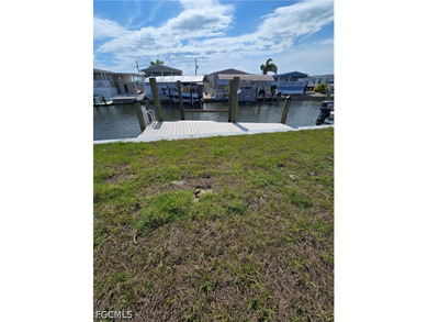 Experience the dream of living on a sub-tropical island with - photo 1