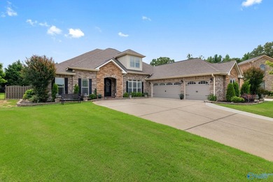 ***Open House Sunday 7/19 2-4 PM*** Resort Living in Lake Forest - photo 1