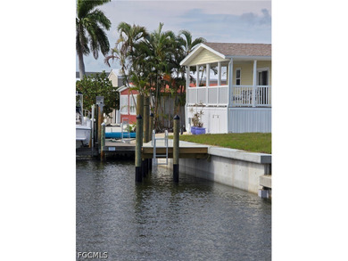 Experience the dream of living on a sub-tropical island with - photo 3