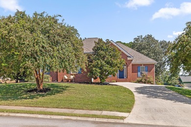 (private lake, pond, creek) Home For Sale in Ooltewah Tennessee