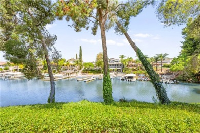 Lake Condo For Sale in Canyon Lake, California