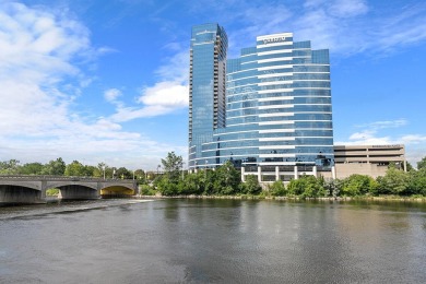 Lake Condo For Sale in Grand Rapids, Michigan