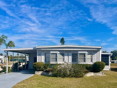 (private lake, pond, creek) Home For Sale in Ellenton Florida