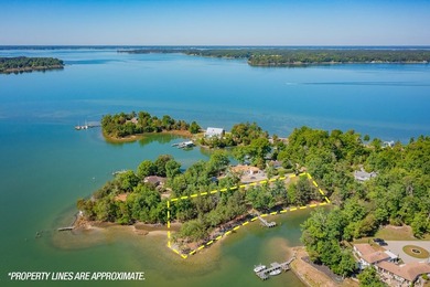 Beautifully maintained one-level home with 2,193 sq ft featuring - photo 3