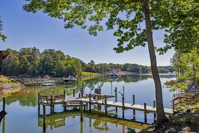 Beautifully maintained one-level home with 2,193 sq ft featuring - photo 4