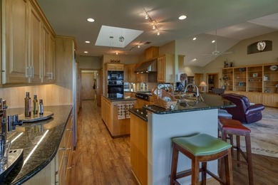 Luxurious Retreat Overlooking Lake Marble Falls Awaits You! - photo 16