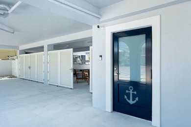Coastal elegance meets the ultimate boating lifestyle in this - photo 4
