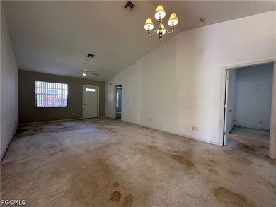 2-bedroom, 2-bath home with a 1-car garage in the gated 55+ - photo 3