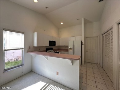 2-bedroom, 2-bath home with a 1-car garage in the gated 55+ - photo 4