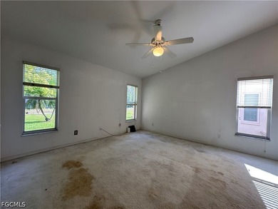 2-bedroom, 2-bath home with a 1-car garage in the gated 55+ - photo 5