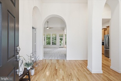 **AMAZING COMMUNITY/MOTIVATED SELLER** Discover this STUNNING - photo 5