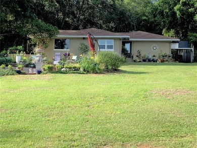 Lake Swoope Home Sale Pending in Lake Alfred Florida