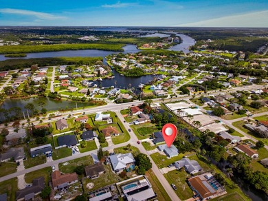 You can have a canal that is connected to the St. Lucie River - photo 41