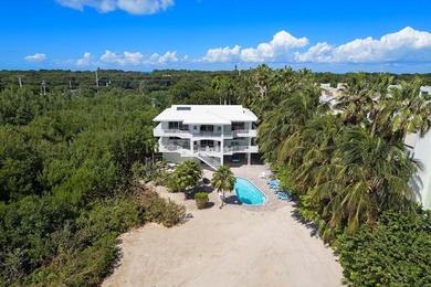 Discover a rare opportunity to own an exceptional oceanfront - photo 1