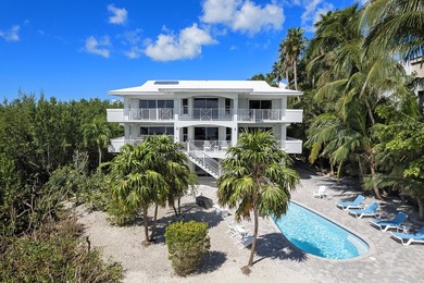 Discover a rare opportunity to own an exceptional oceanfront - photo 5