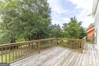 Life is simply better at the lake! Welcome to this beautifully - photo 34