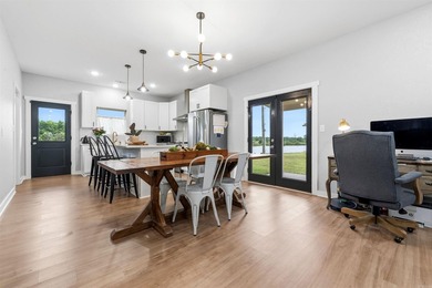 Beautifully designed with a bright, open layout and modern - photo 8