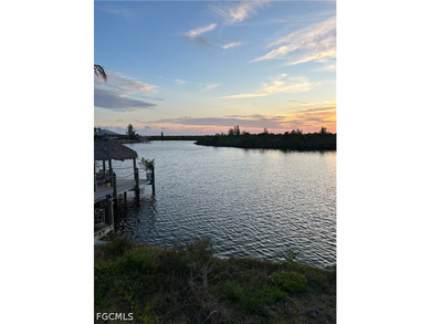 Direct Access, with new seawall, ready to build your dream home - photo 2