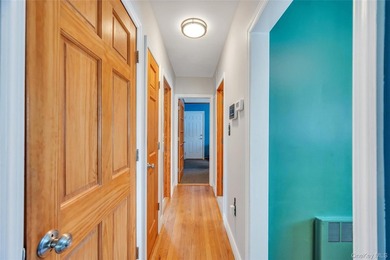 This beautifully renovated Cape in Oceanside offers 3 bedrooms - photo 10