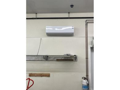 Easily converted space with endless possibilities. This