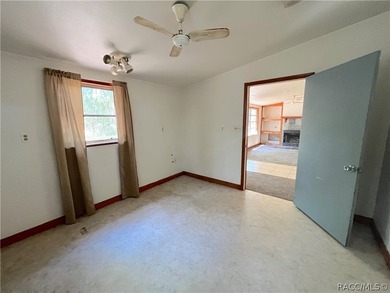 AMAZING POTENTIAL! Check out this incredible opportunity to own - photo 17