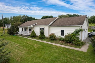 Cayuga Lake Home Sale Pending in Romulus New York