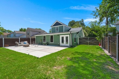 Stop searching ,your home in the heart of West Ashley located in - photo 3