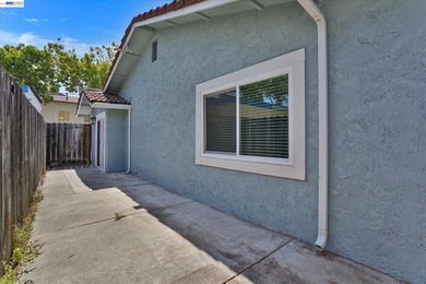 Looking for a terrific income property? Look no further! This - photo 50
